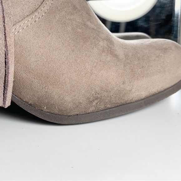 Madden Girl (size 8) Taupe Fringe Booties with Heels - Picture 12 of 16